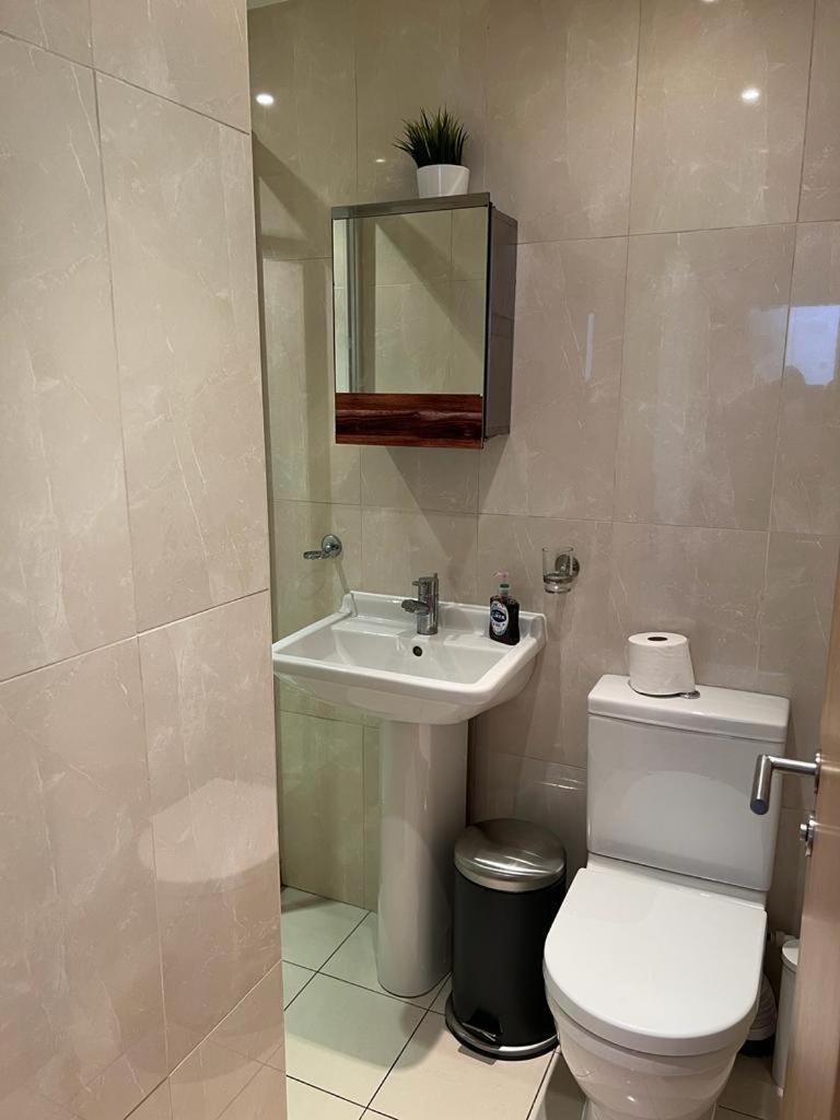Cosy Private Rooms Near Euston Station, Central Londra Dış mekan fotoğraf
