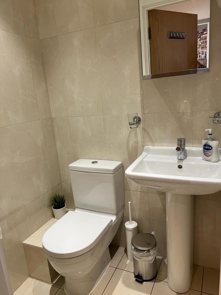 Cosy Private Rooms Near Euston Station, Central Londra Dış mekan fotoğraf